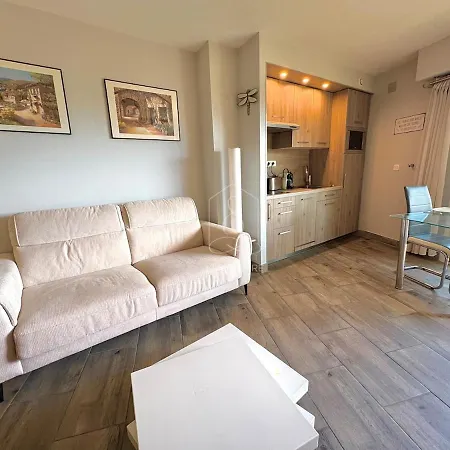 Le Beausejour, With Pool, Parking, Air Conditioning Le Cannet